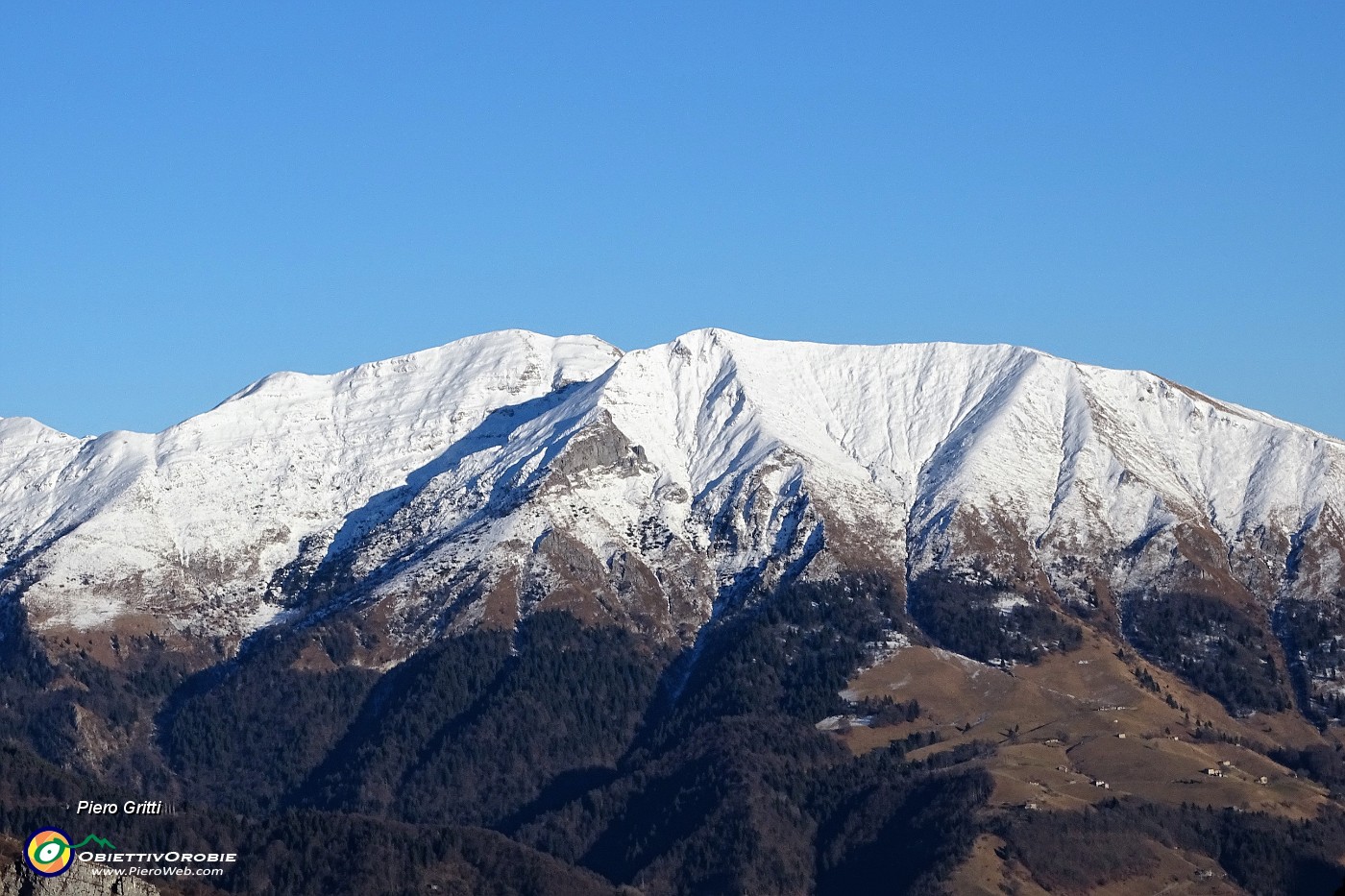 53 Grem innevato.JPG